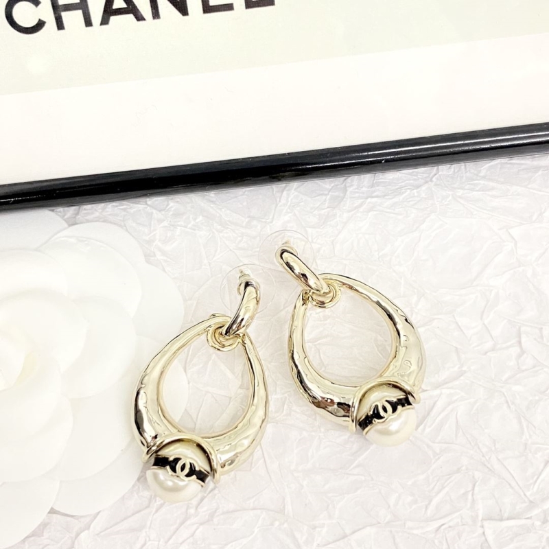 Ch**el earrings